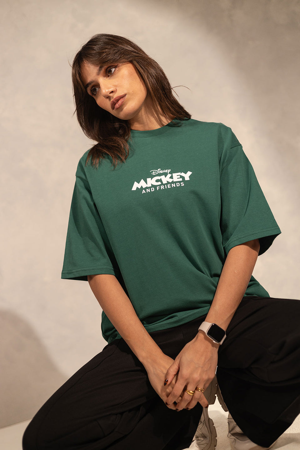 تي شيرت أخضر كبير الحجم مطبوع