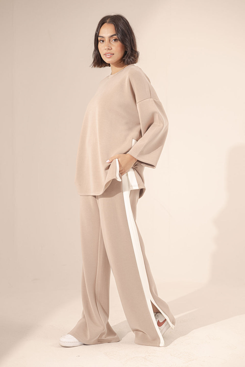 طقم مودال بريميوم بيج