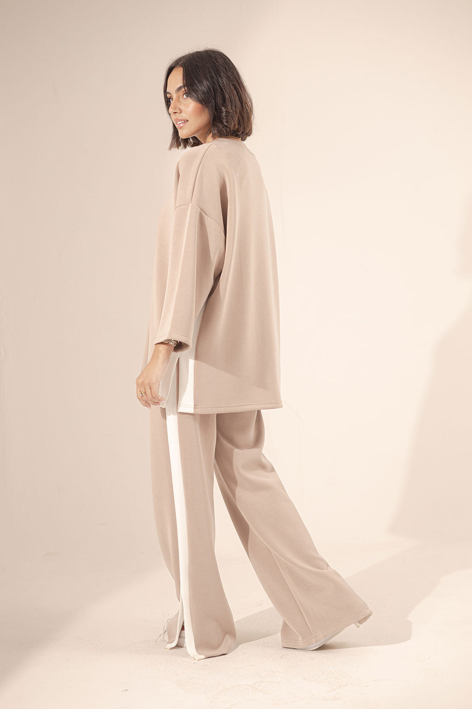 طقم مودال بريميوم بيج