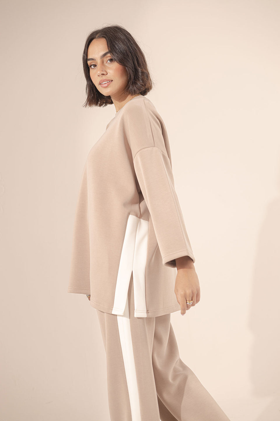 طقم مودال بريميوم بيج