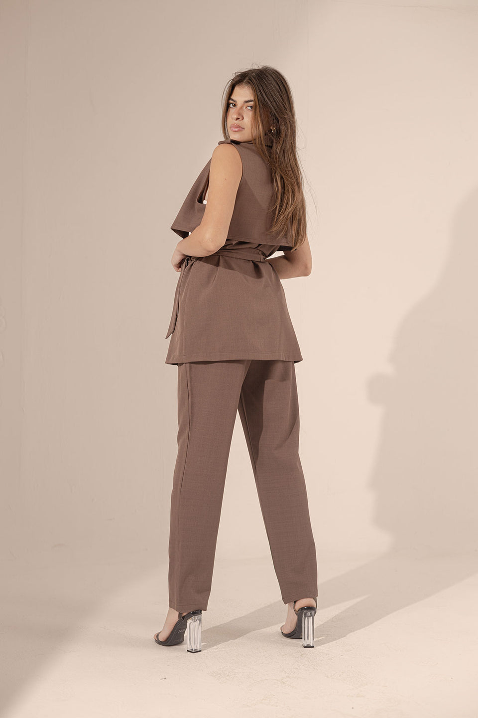 Brown Sleevless Formal Tied Set