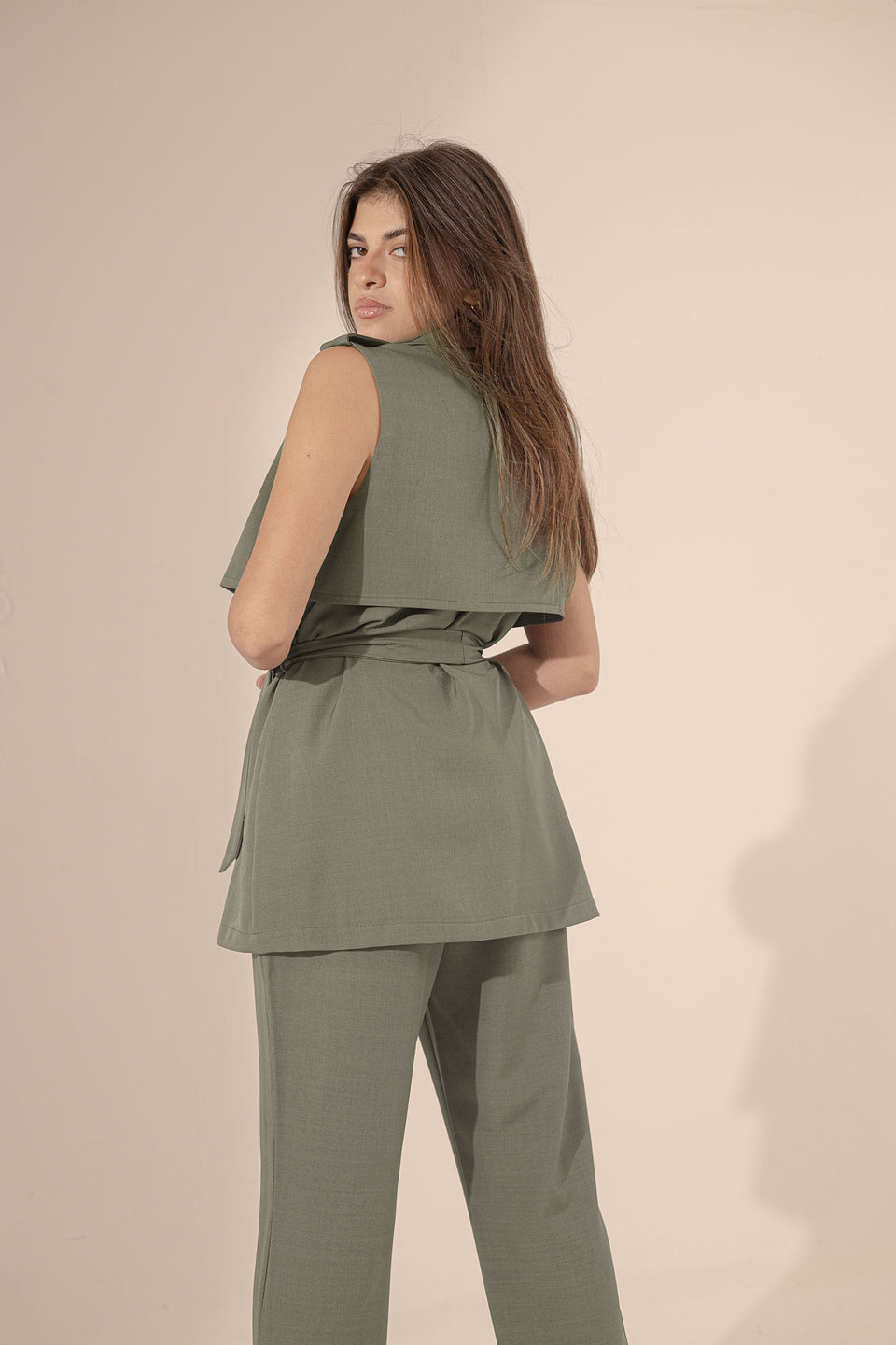 Olive Sleevless Formal Tied Set