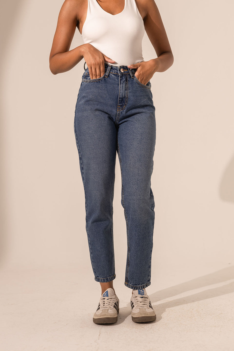 Jeans High-Waisted Mom Fit