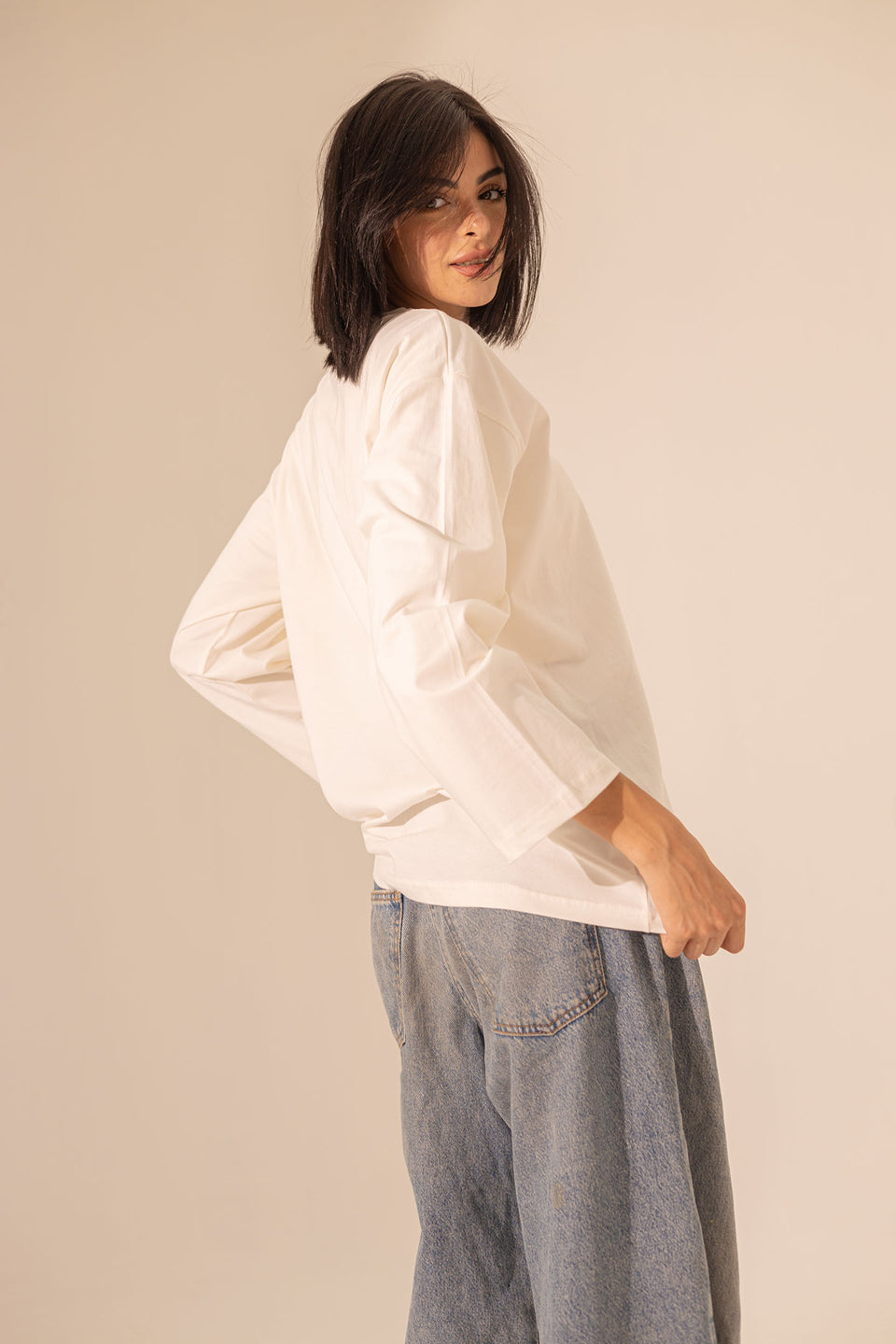 White Long Sleevless T-Shirt