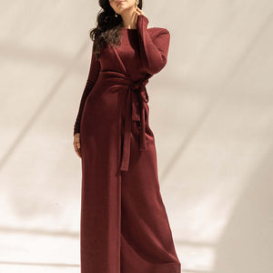 فستان وول النبيتي بتصميم لفّ أنيق – فخامة لافتة بلمسة عصرية