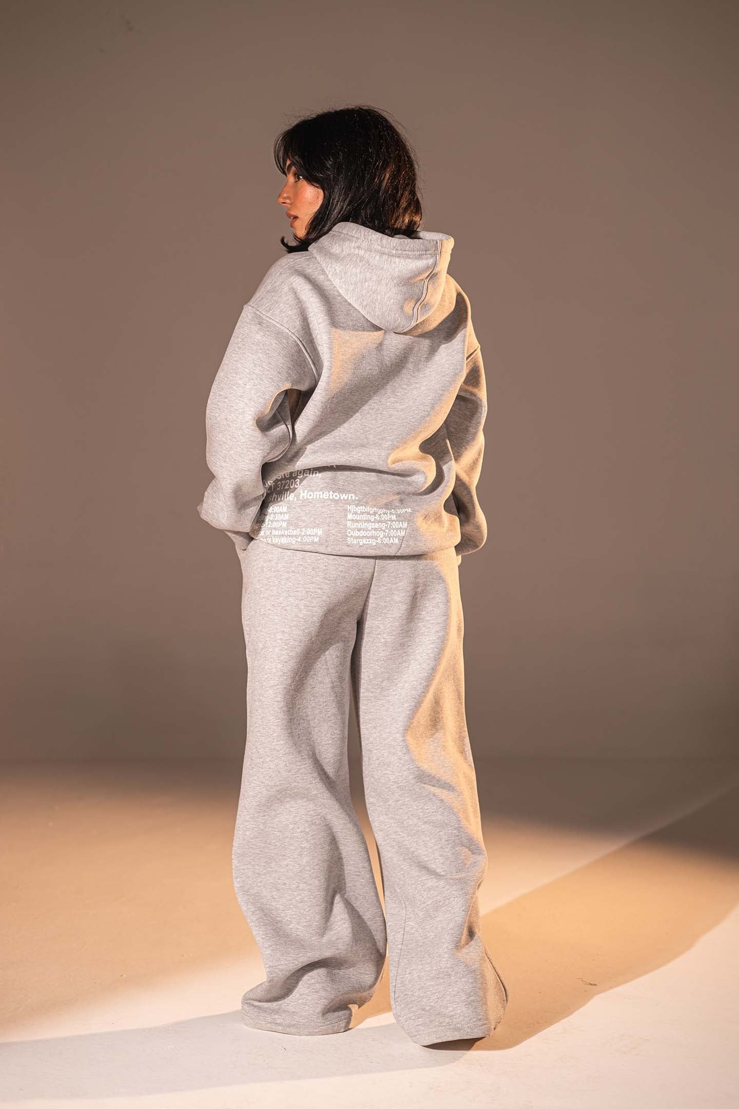 هودي بتصميم جرافيكي "Nashville Hometown" بلون الرمادي