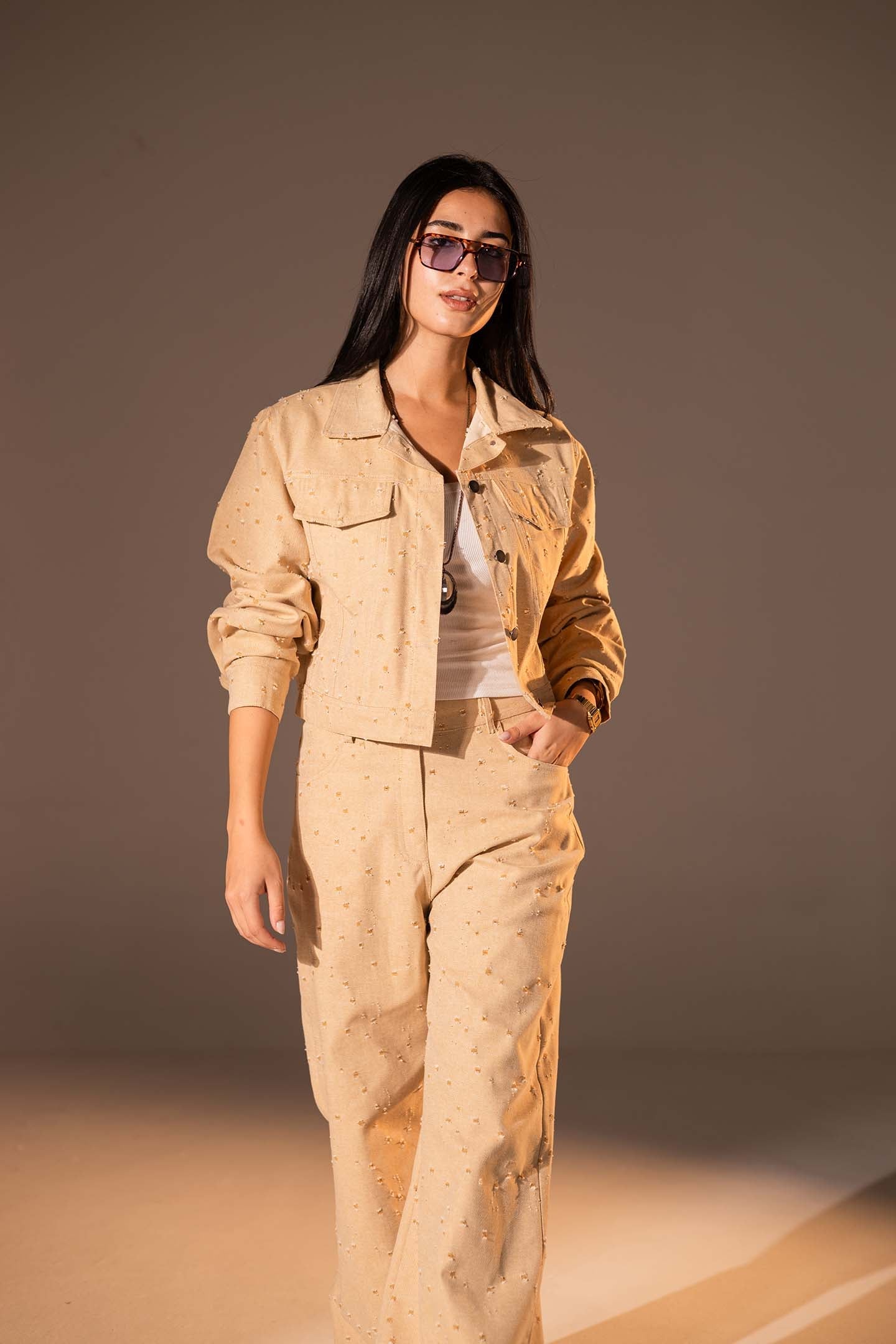 طقم دنيم مكوّن من قطعتين بلون الجملي