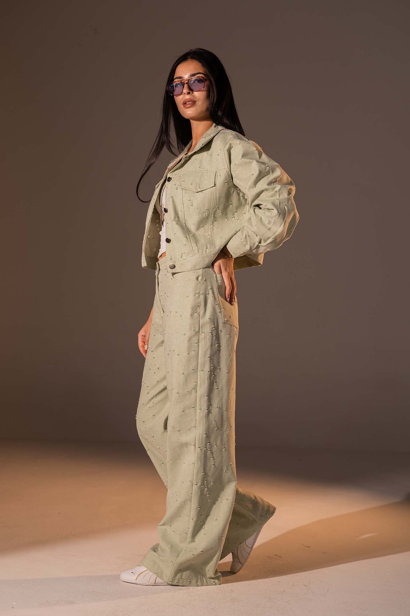 طقم دنيم مكوّن من قطعتين بلون الاخضر