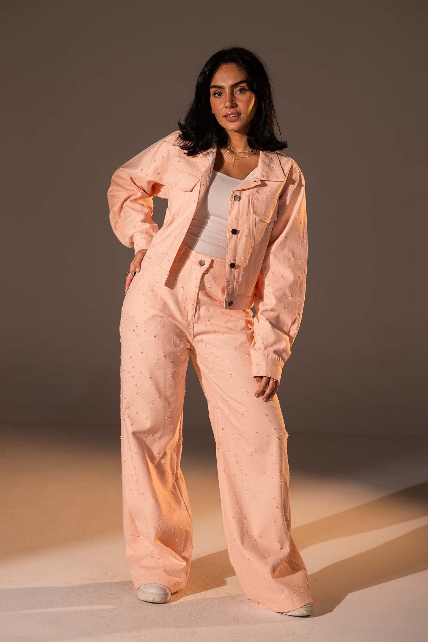 طقم دنيم مكوّن من قطعتين بلون السيمون