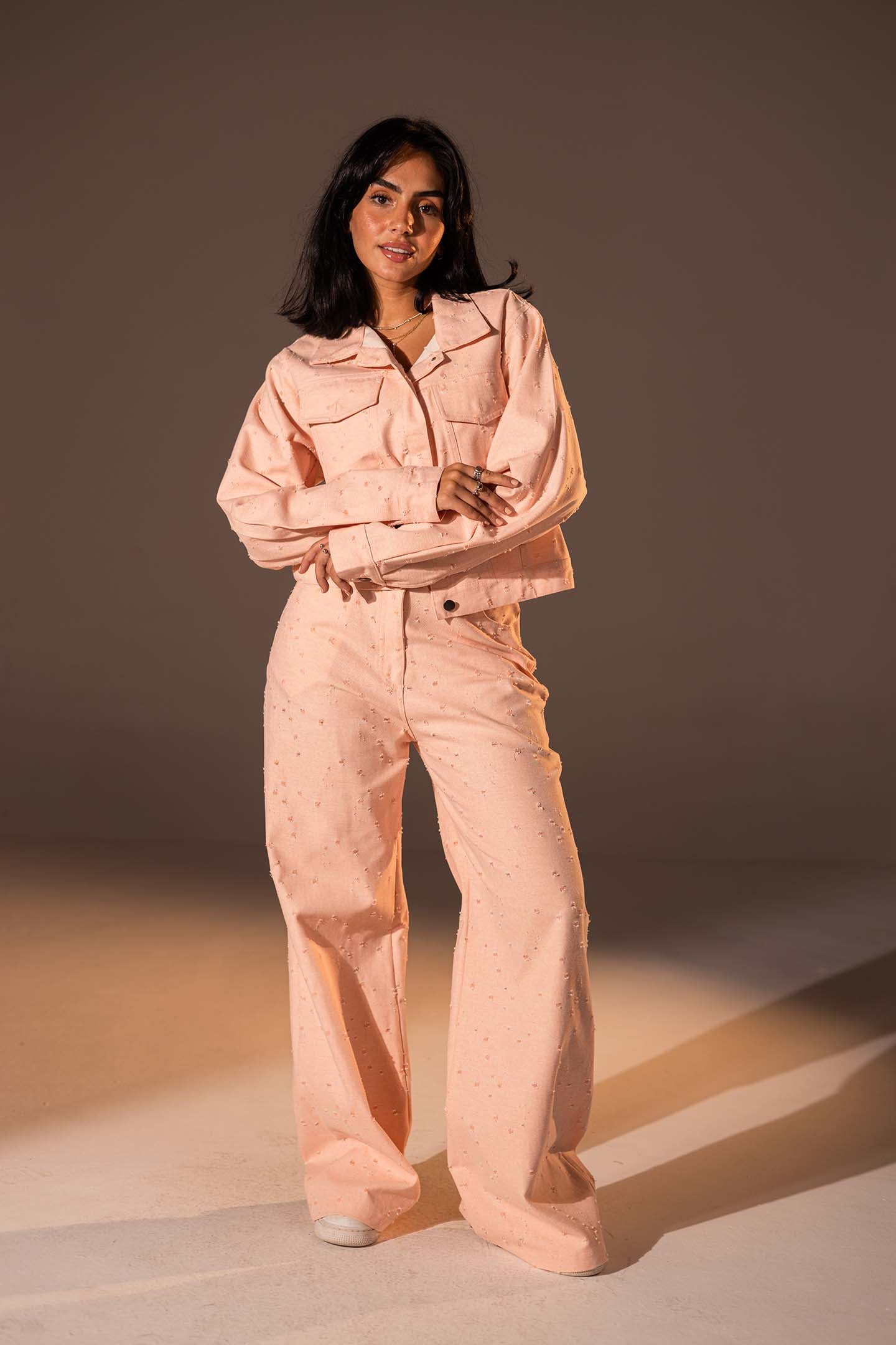 طقم دنيم مكوّن من قطعتين بلون السيمون