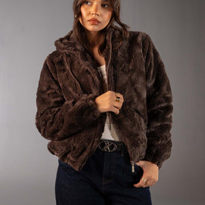 جاكيت فرو تيدي ناعم بسوستة – لون بني