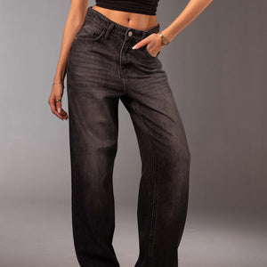 جينز دينم أسود بقَصّة واسعة