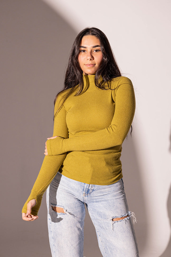 Olive Wool Basic With Finger Sleeves