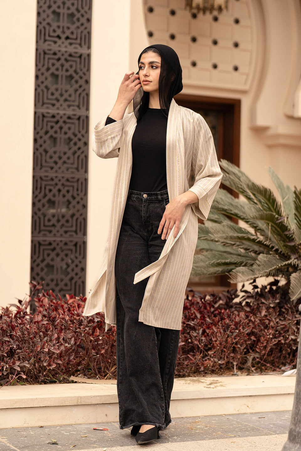 كارديجان مخطط باللون الذهبي