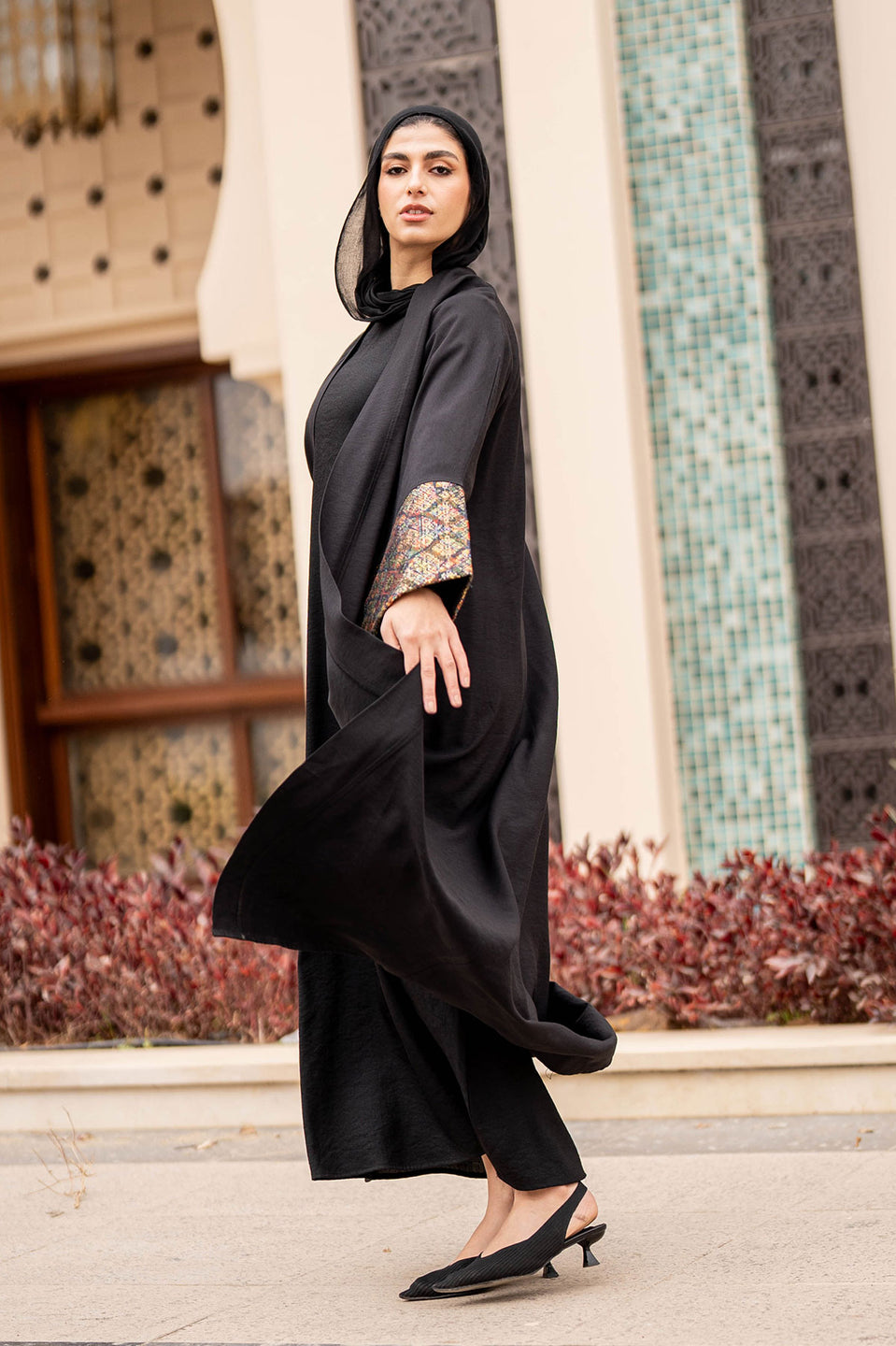 عباية رمضانية سوداء بدون أكمام