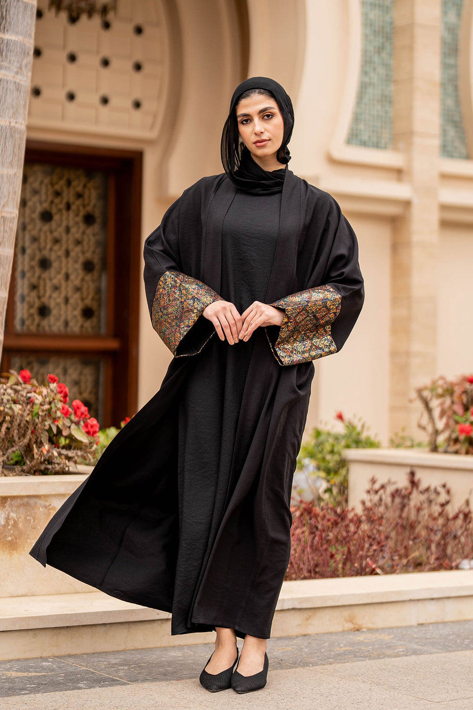 Black Seemless Ramadan Abaya