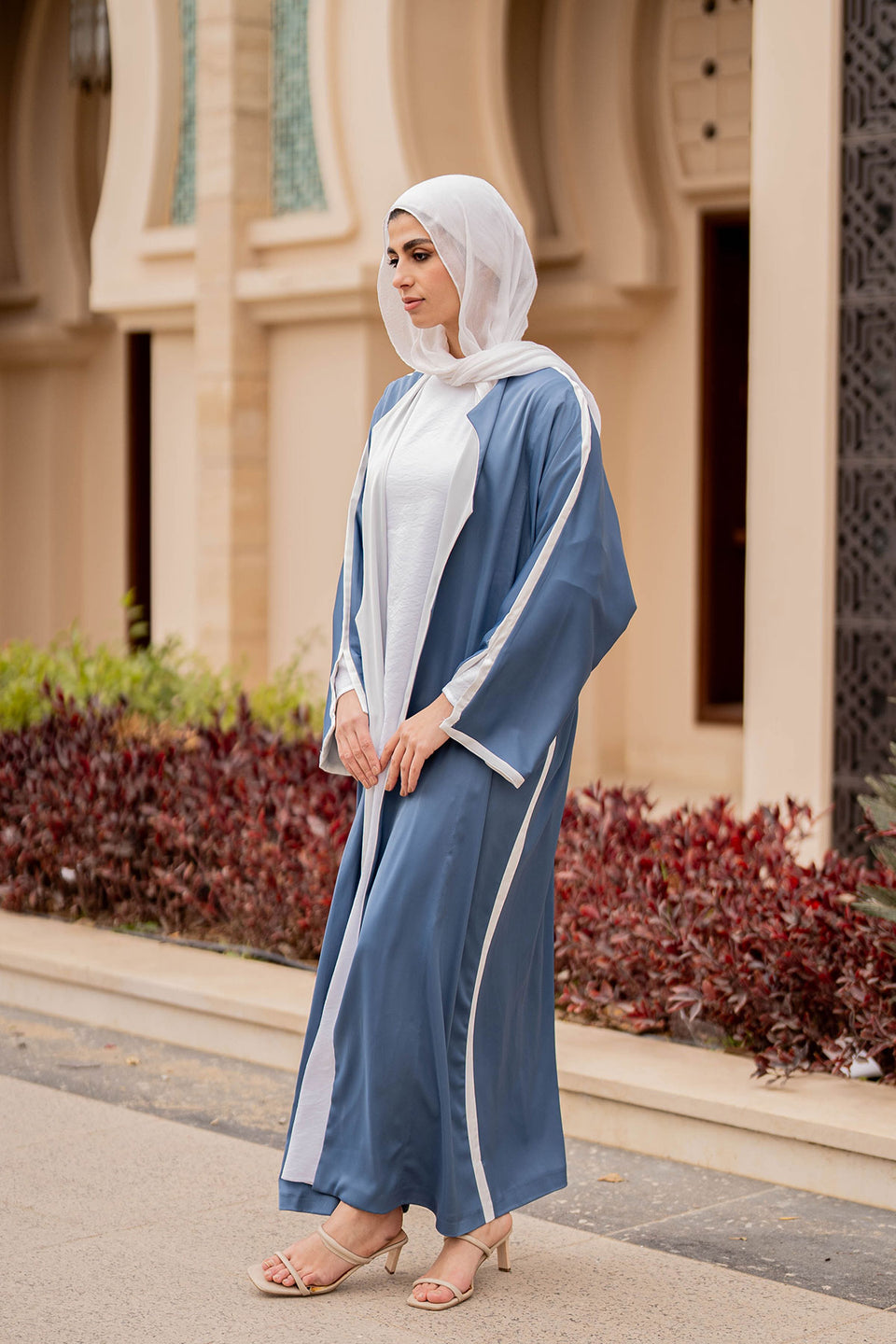 Blue Seemless Ramadan Abaya