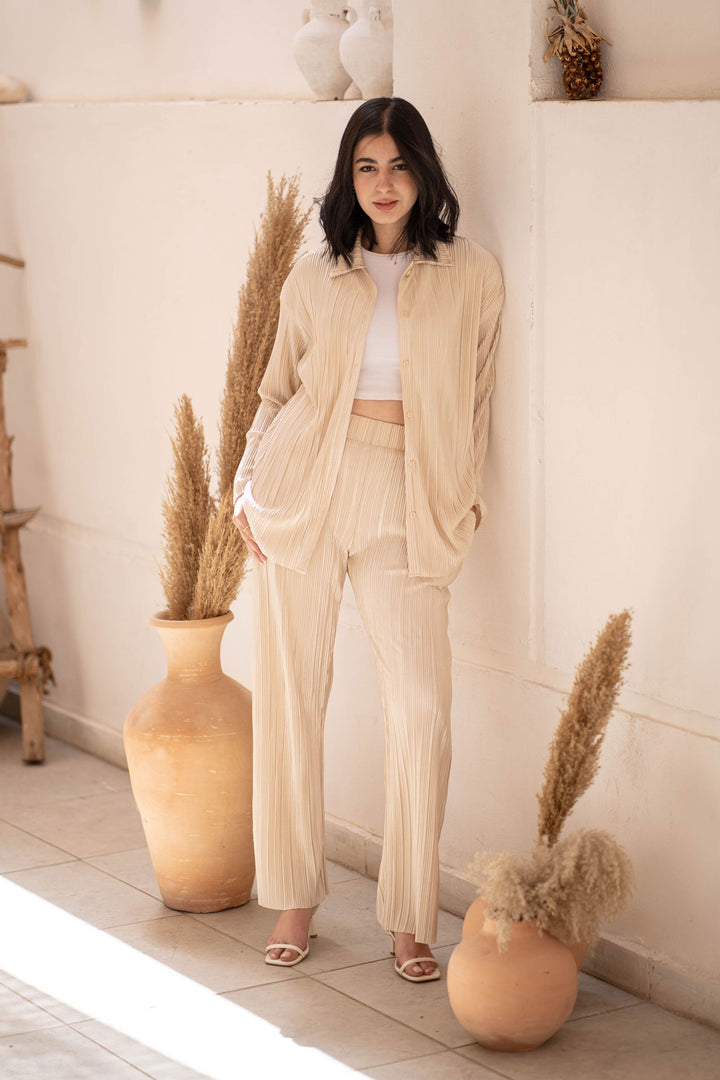 Off White Plissé Classy Set