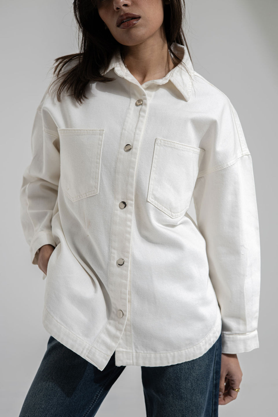 White Longsleeves Denim Light Jacket