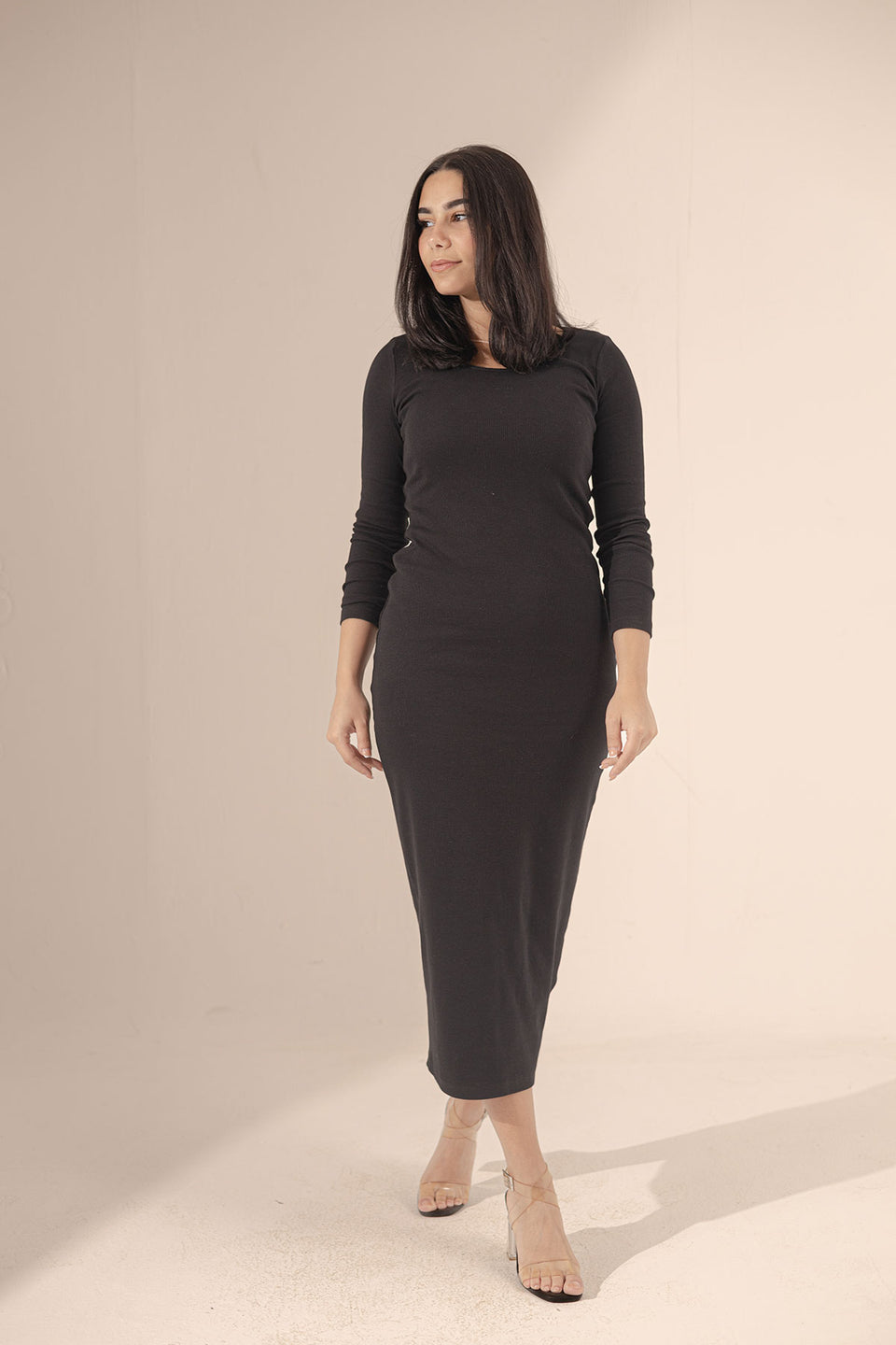 Black Rounded Basic Dress