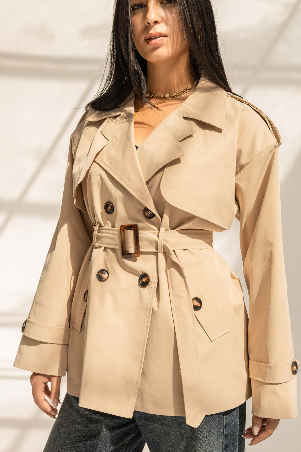 ترنش كوت قصير بحزام – بيج