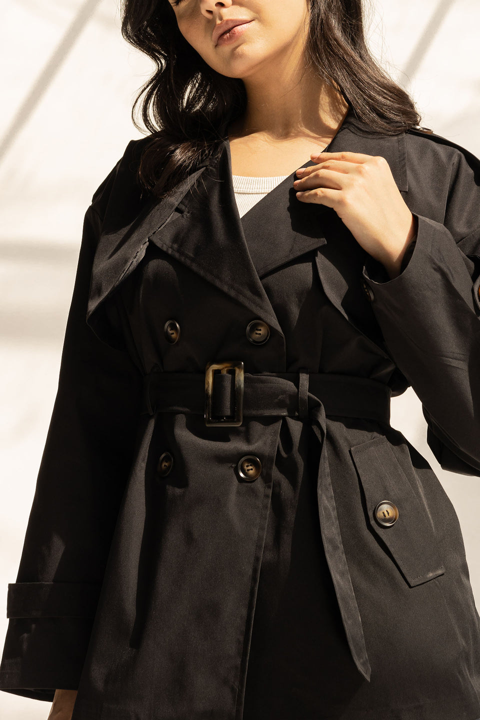 ترنش كوت قصير بحزام – اسود