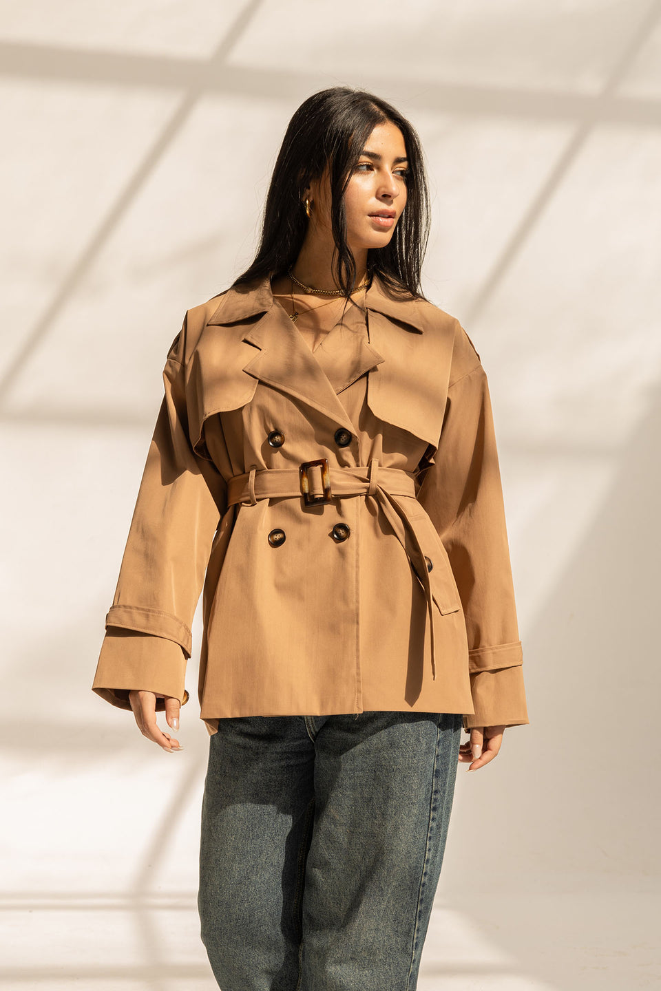 ترنش كوت قصير بحزام – كوفي