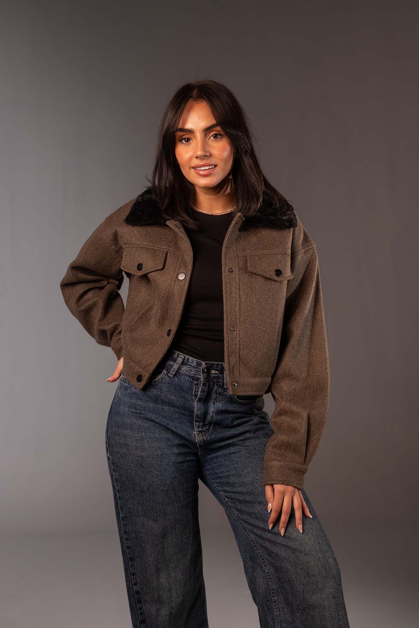 جاكيت بني قصير بخامة Gough-Blend