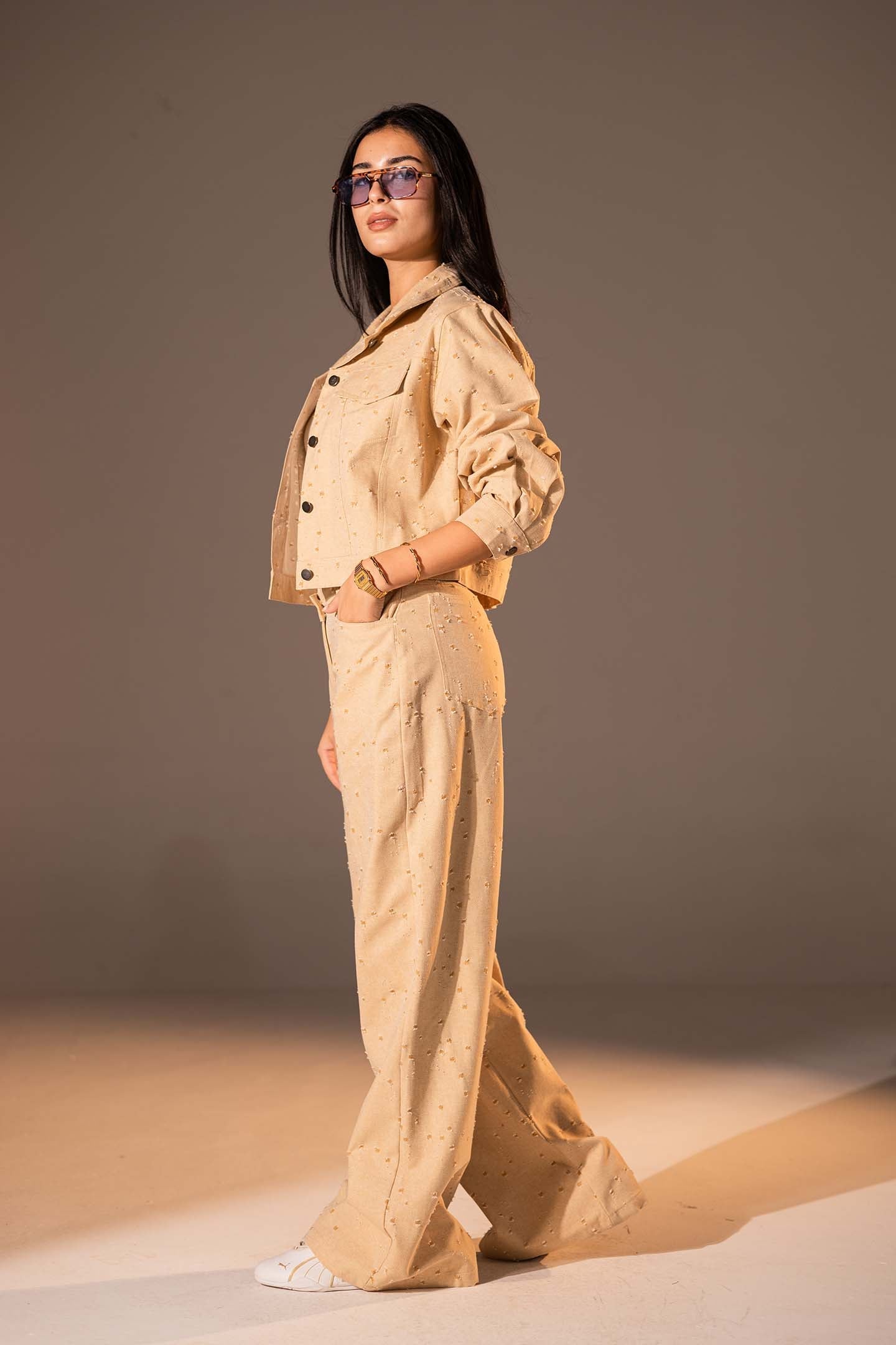 طقم دنيم مكوّن من قطعتين بلون الجملي