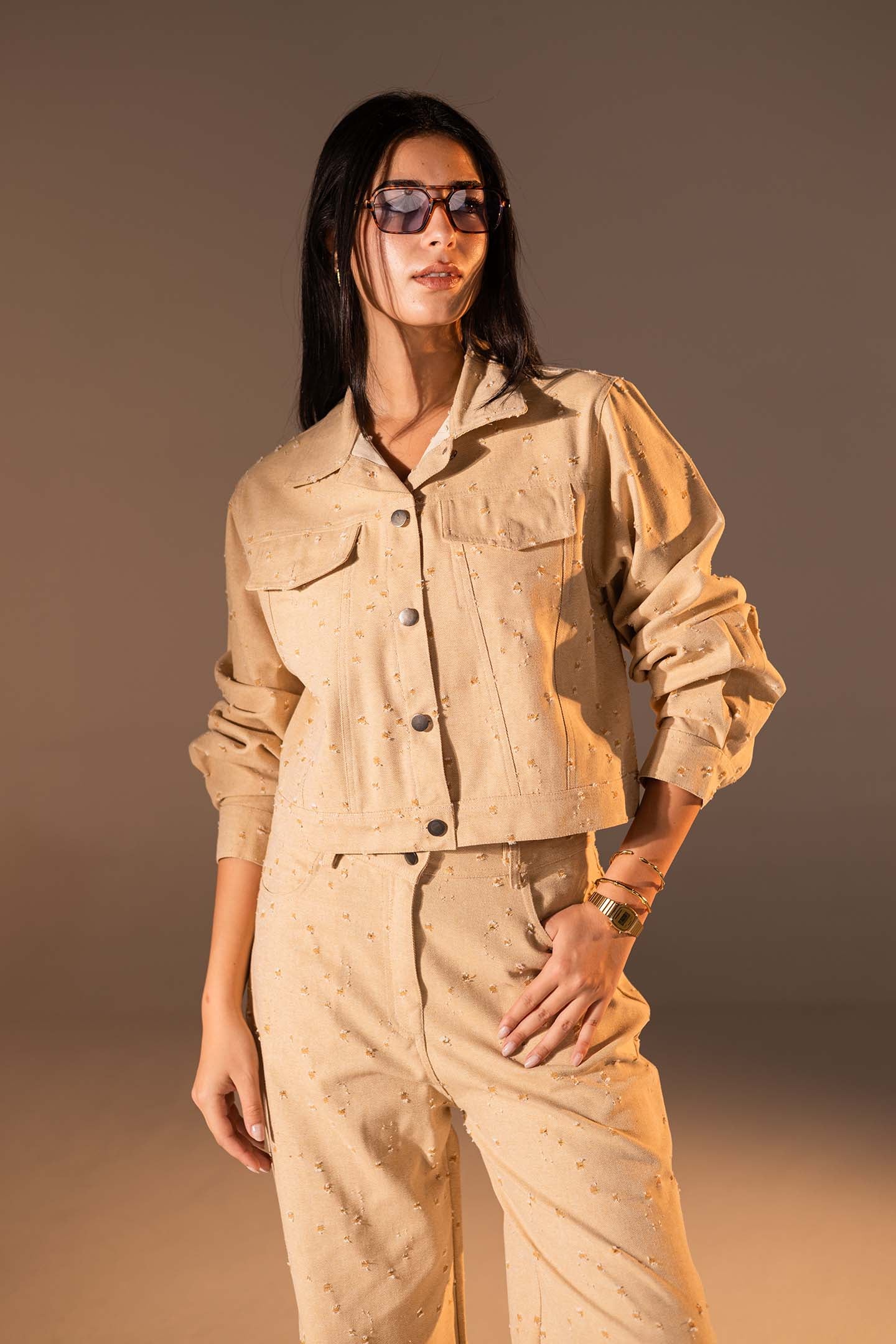 طقم دنيم مكوّن من قطعتين بلون الجملي