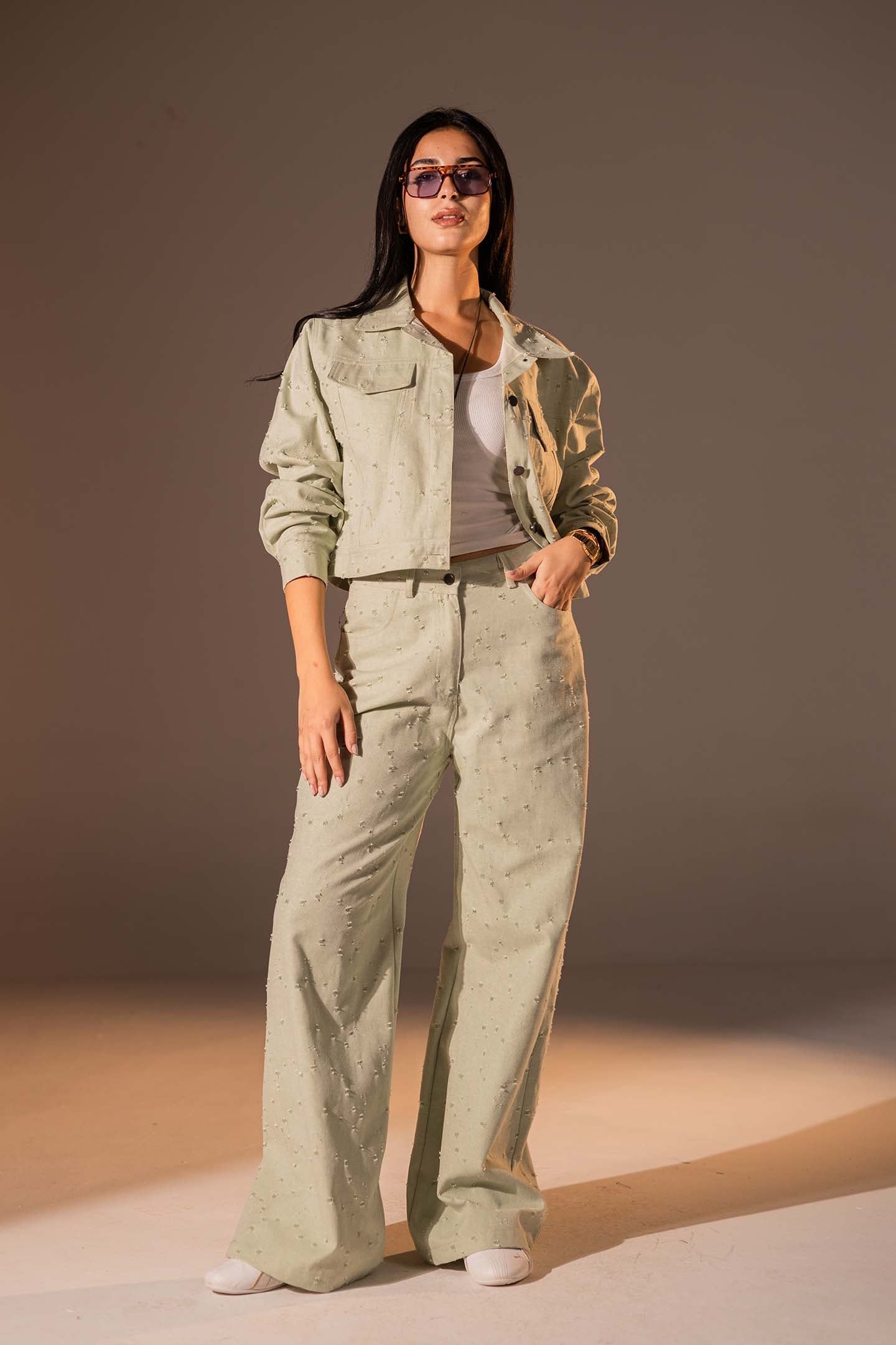 طقم دنيم مكوّن من قطعتين بلون الاخضر