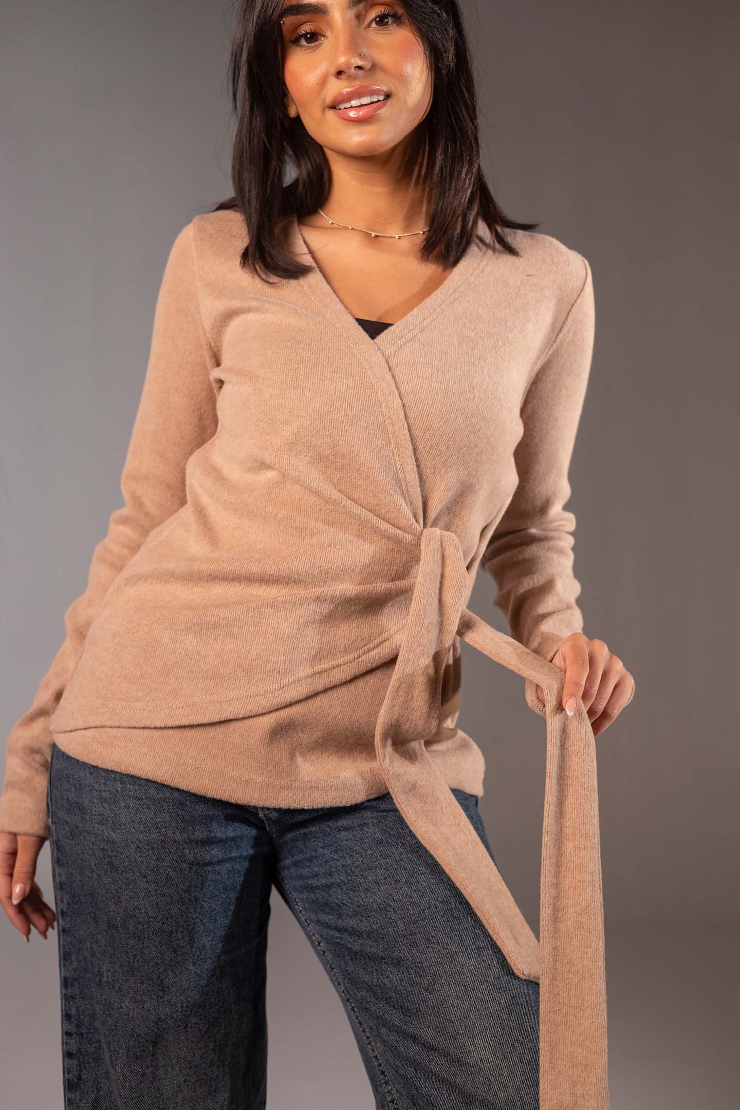 سويتر صوف محاك بتصميم ملفوف – سيمون