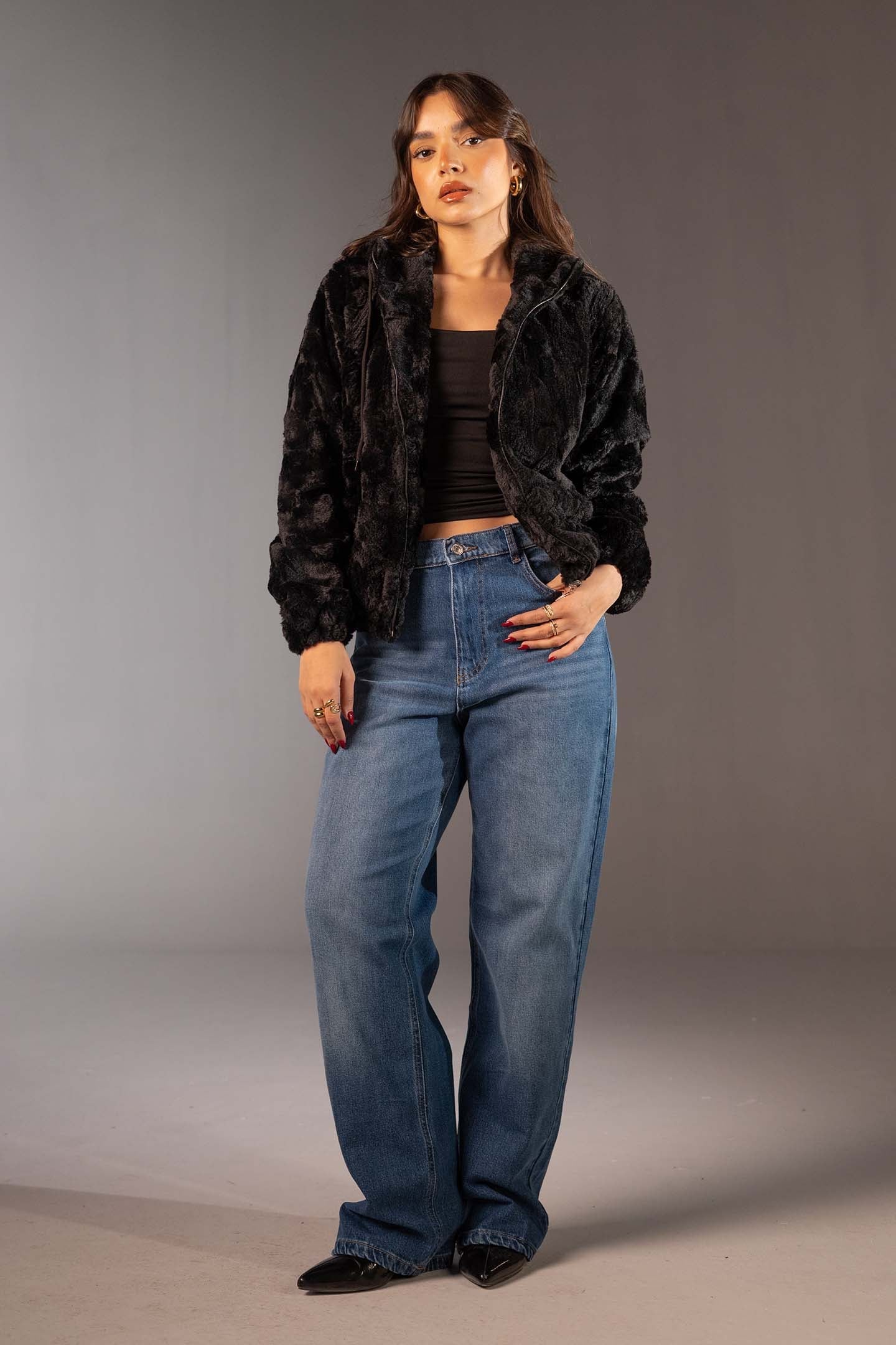 جاكيت فرو تيدي ناعم بسوستة – لون أسود