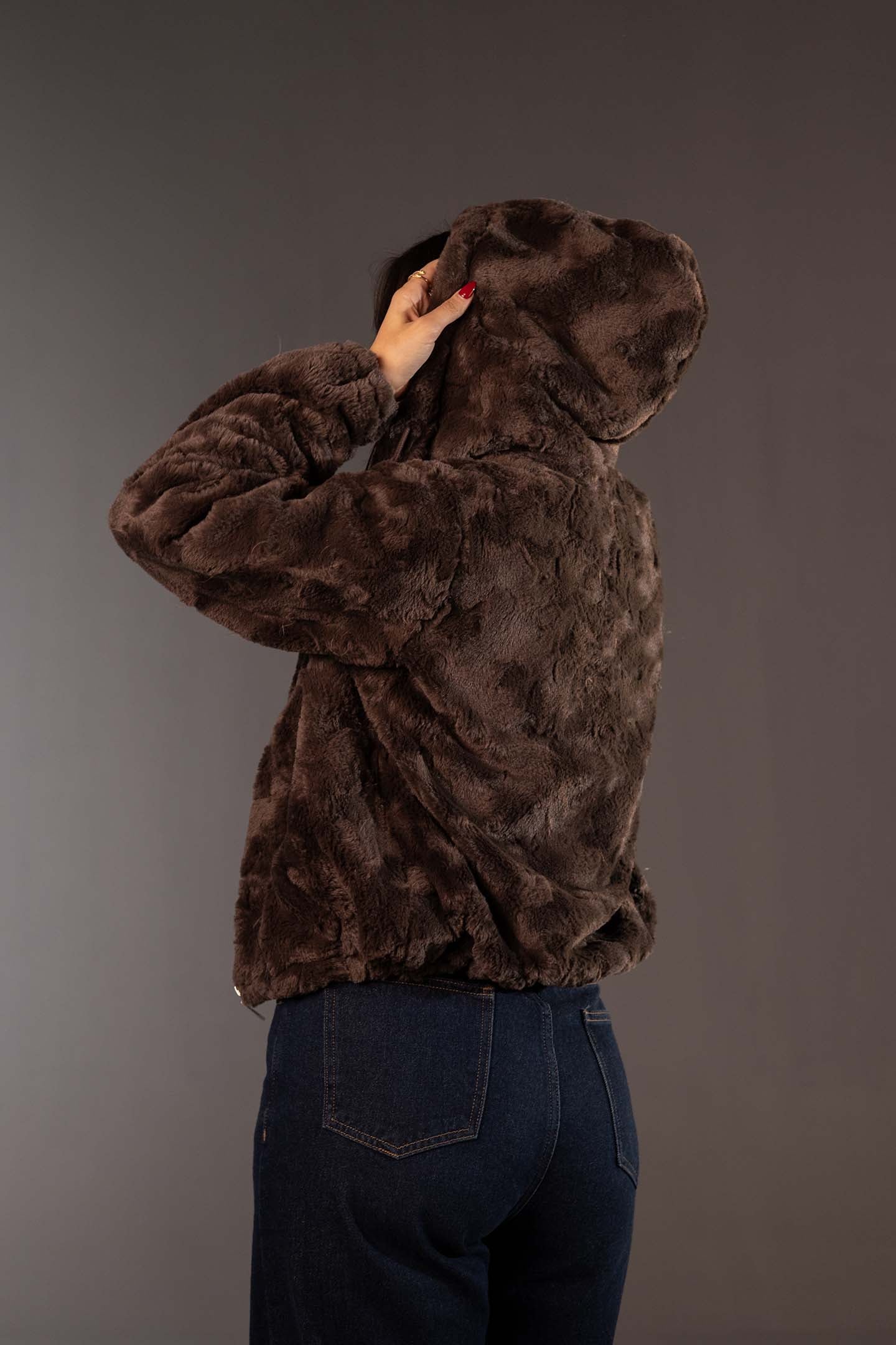 جاكيت فرو تيدي ناعم بسوستة – لون بني