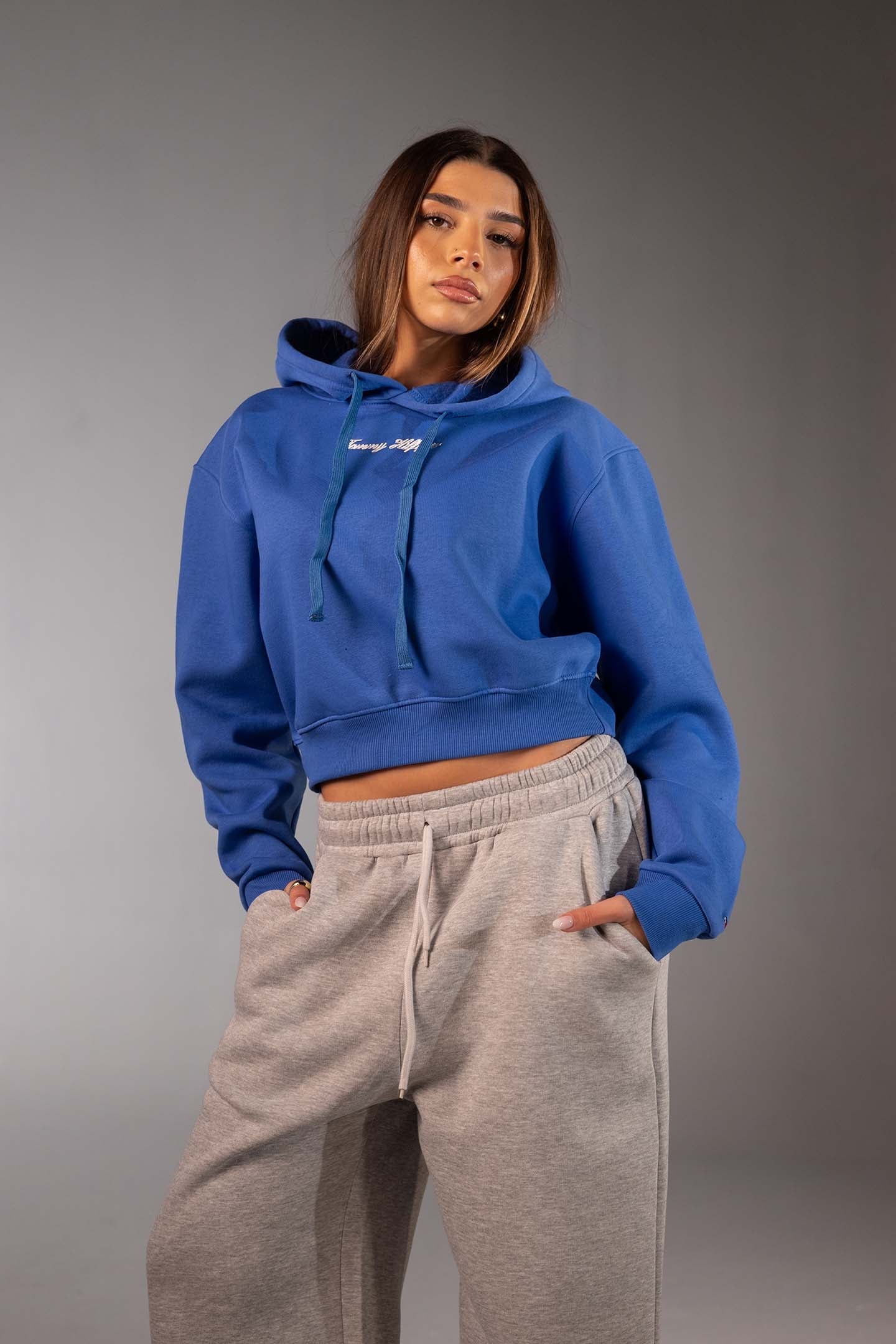 هودي ستريت وير قصير باللون الأزرق