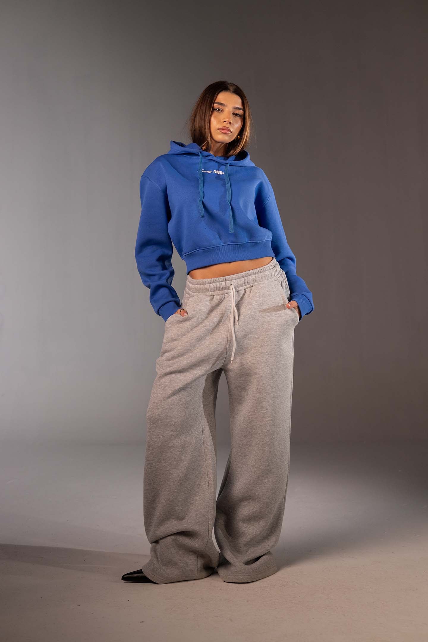 هودي ستريت وير قصير باللون الأزرق