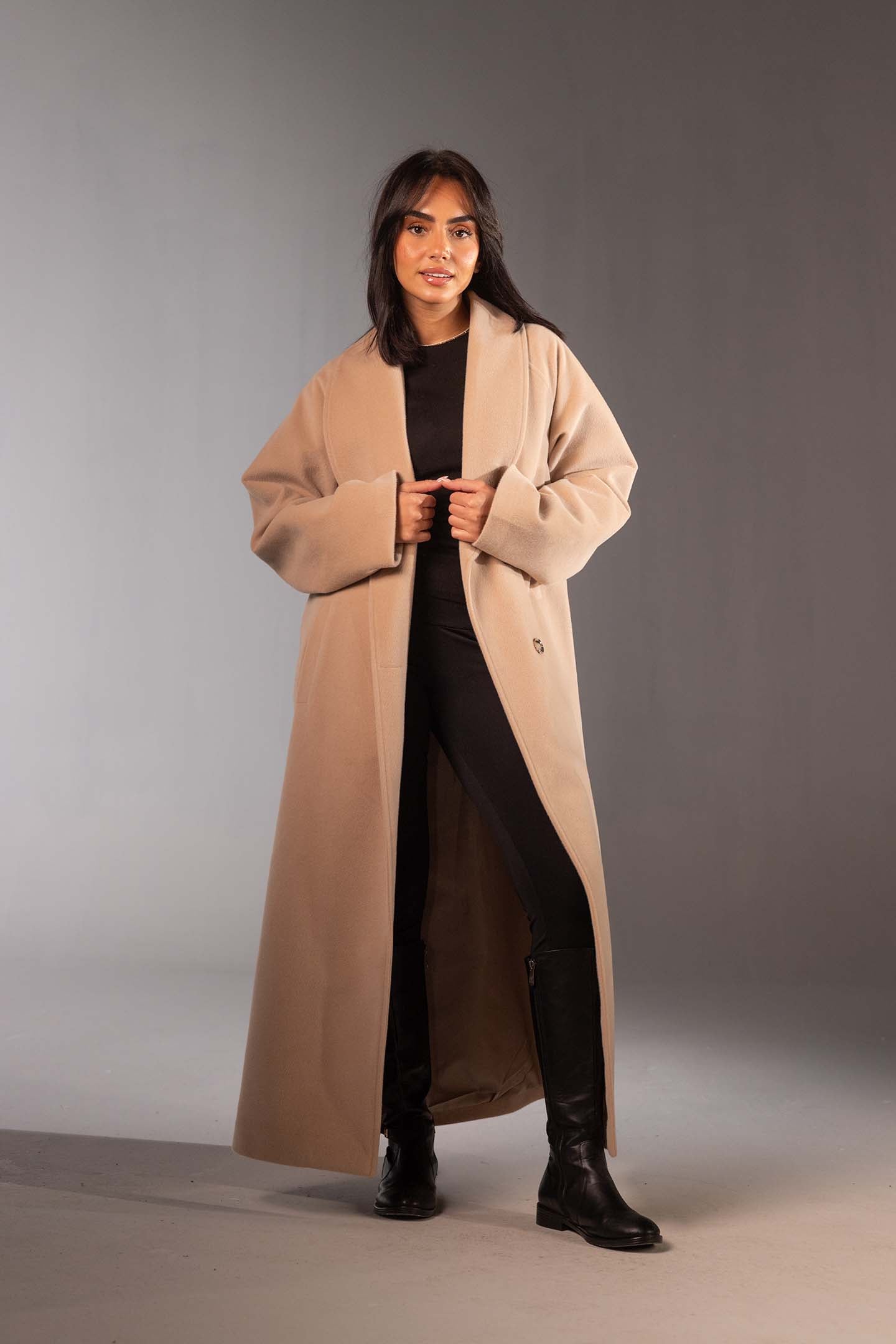 معطف صوف بيج ماكسي مزدوج الأزرار