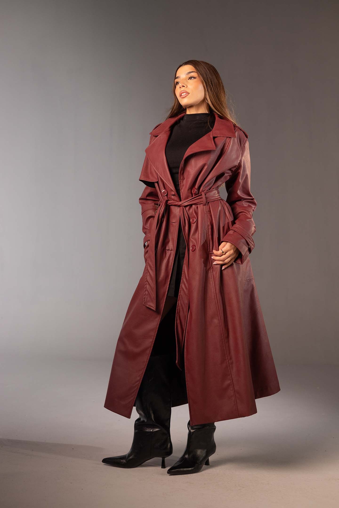 معطف ترنش طويل من الجلد الصناعي – لون عنابي