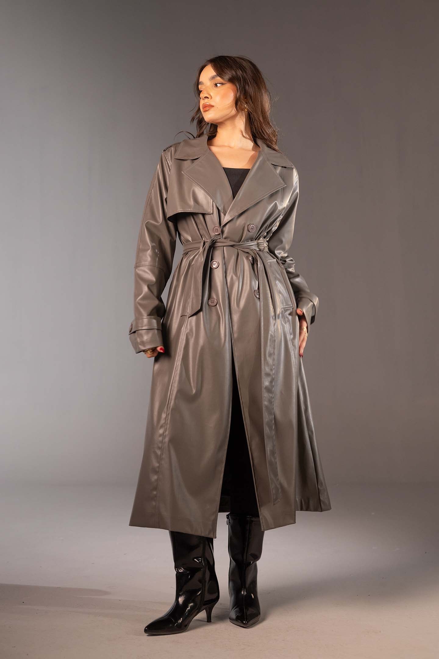 معطف ترنش طويل من الجلد الصناعي – لون رمادي