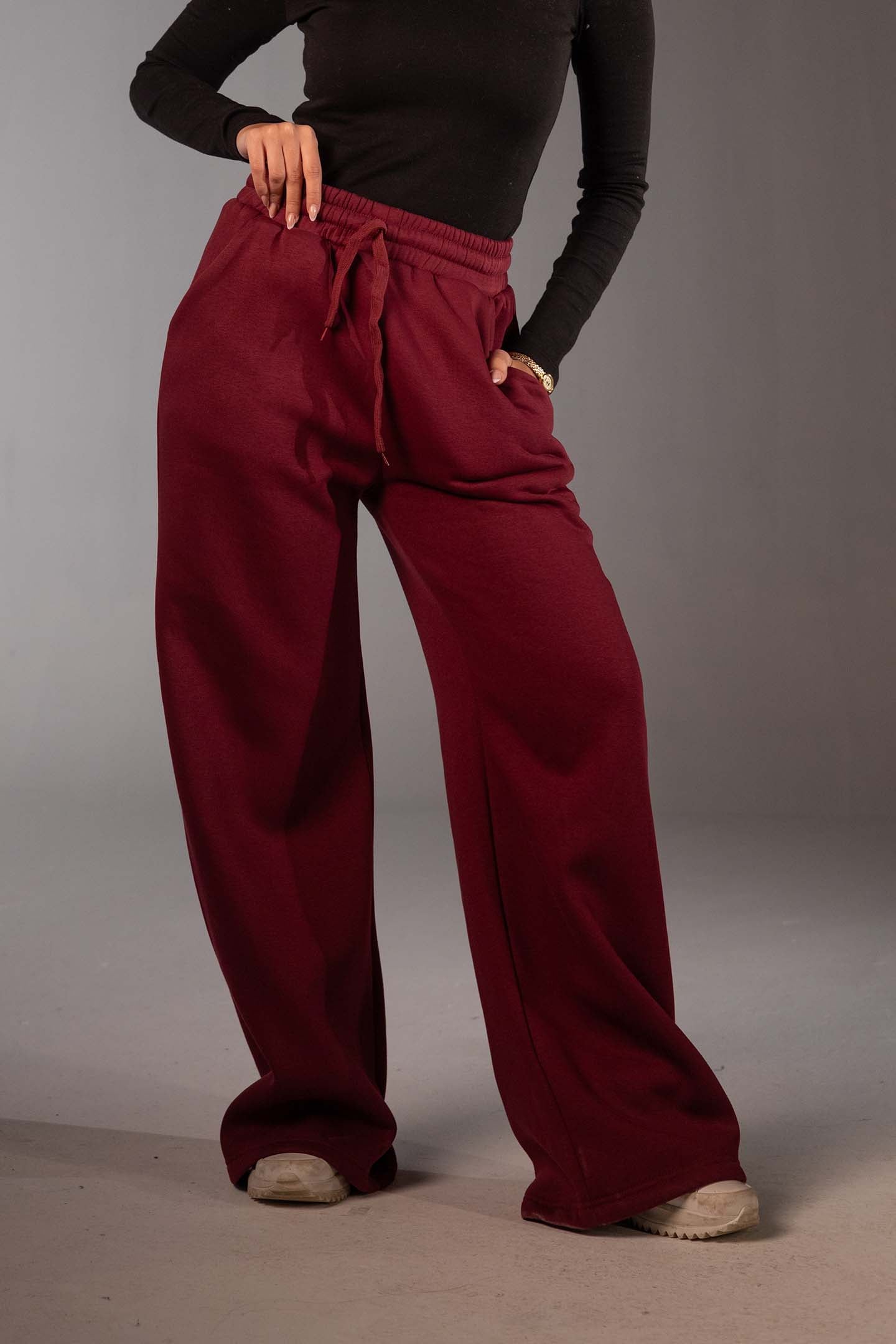 بنطال سويت بانت عنابي واسع بقَصّة أوفر سايز