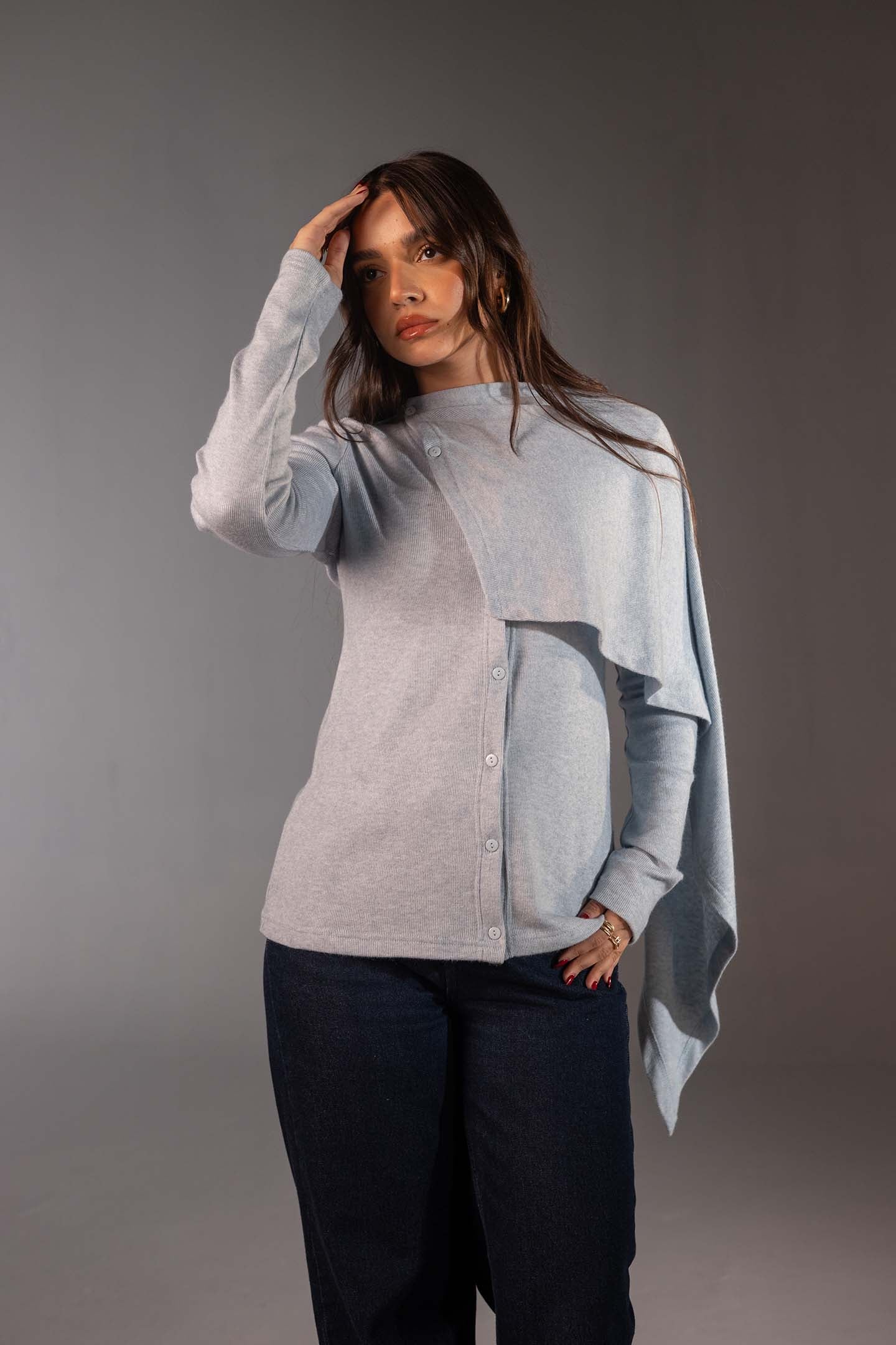 توب صوف محاك أزرق مع شال قابل للإزالة