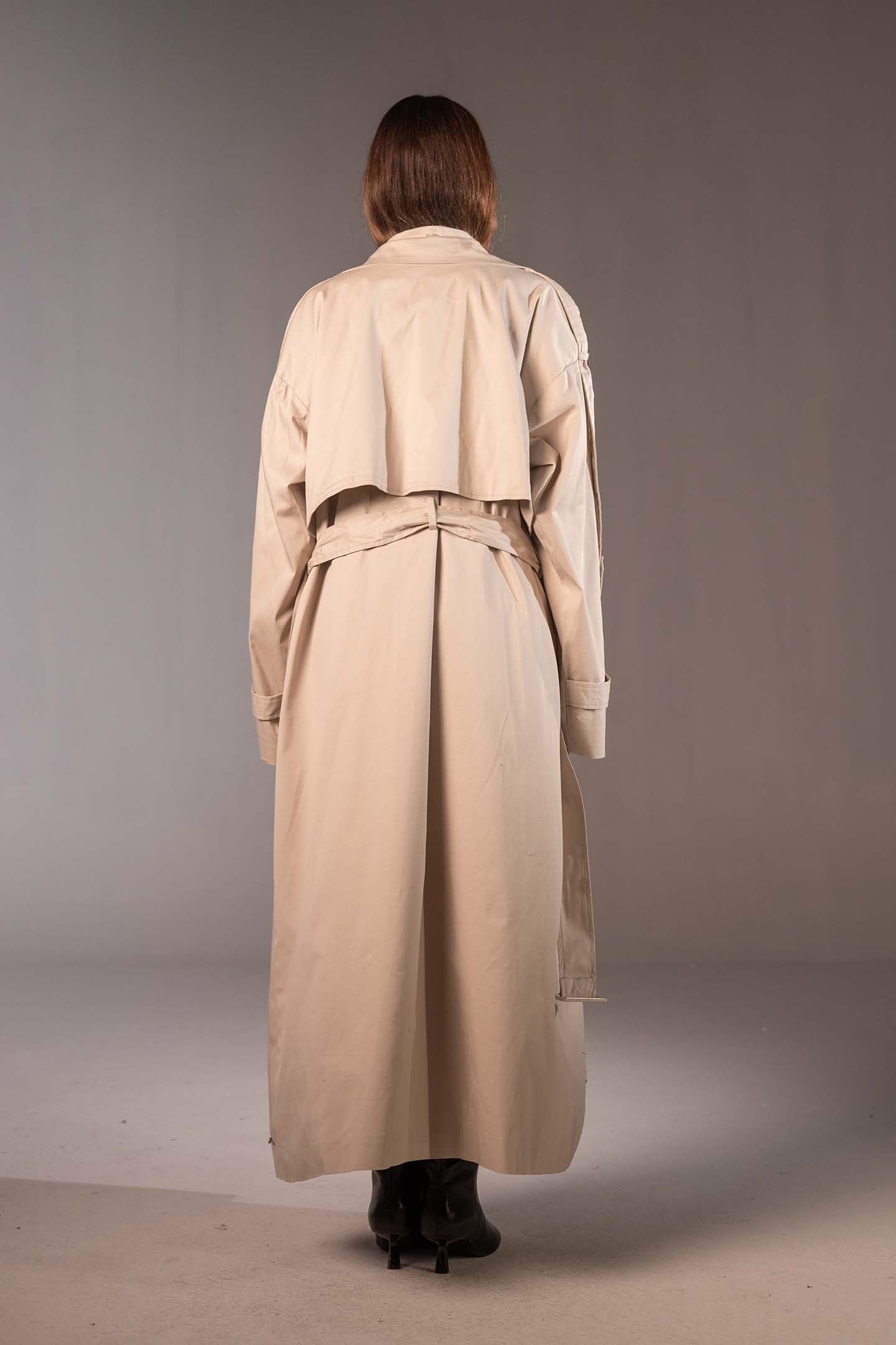 معطف ترنش بيج أوفر سايز مزدوج الأزرار