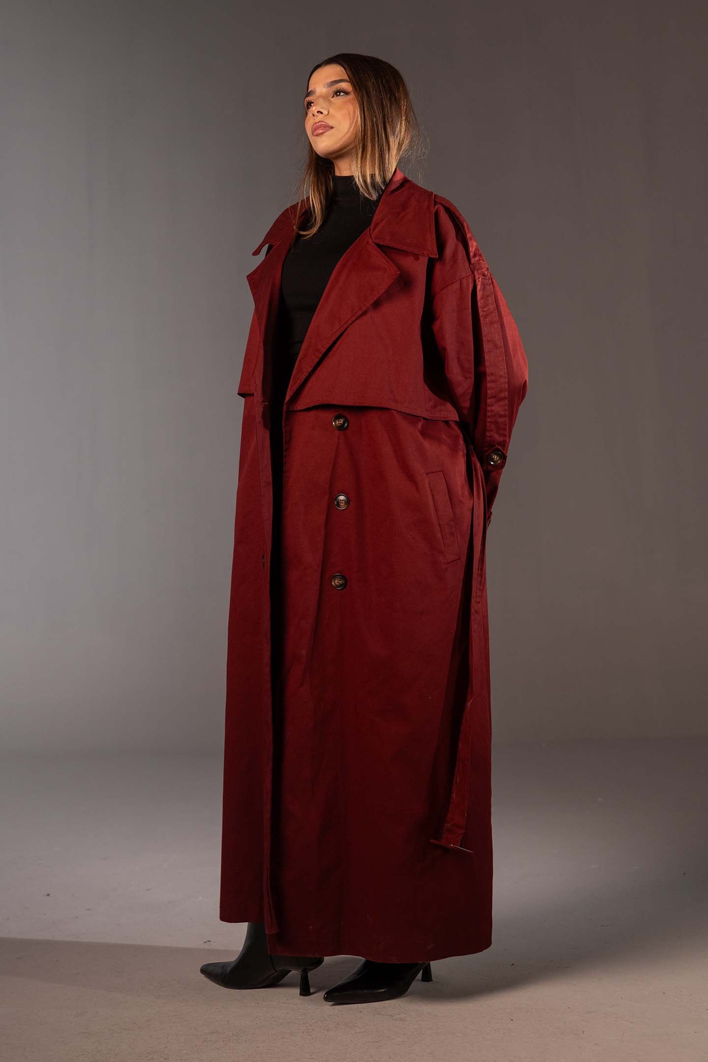 معطف ترنش عنابي أوفر سايز مزدوج الأزرار