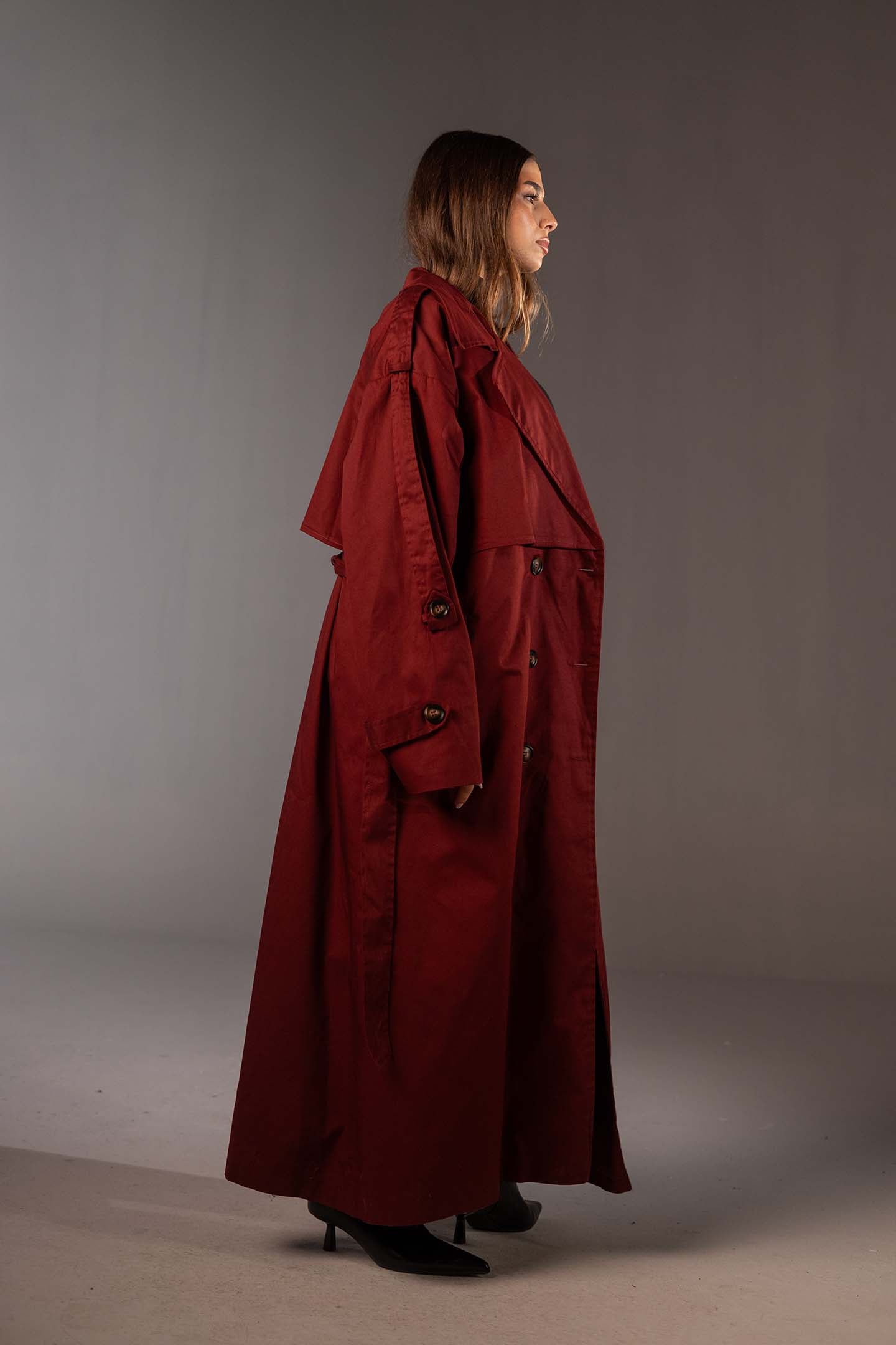 معطف ترنش عنابي أوفر سايز مزدوج الأزرار