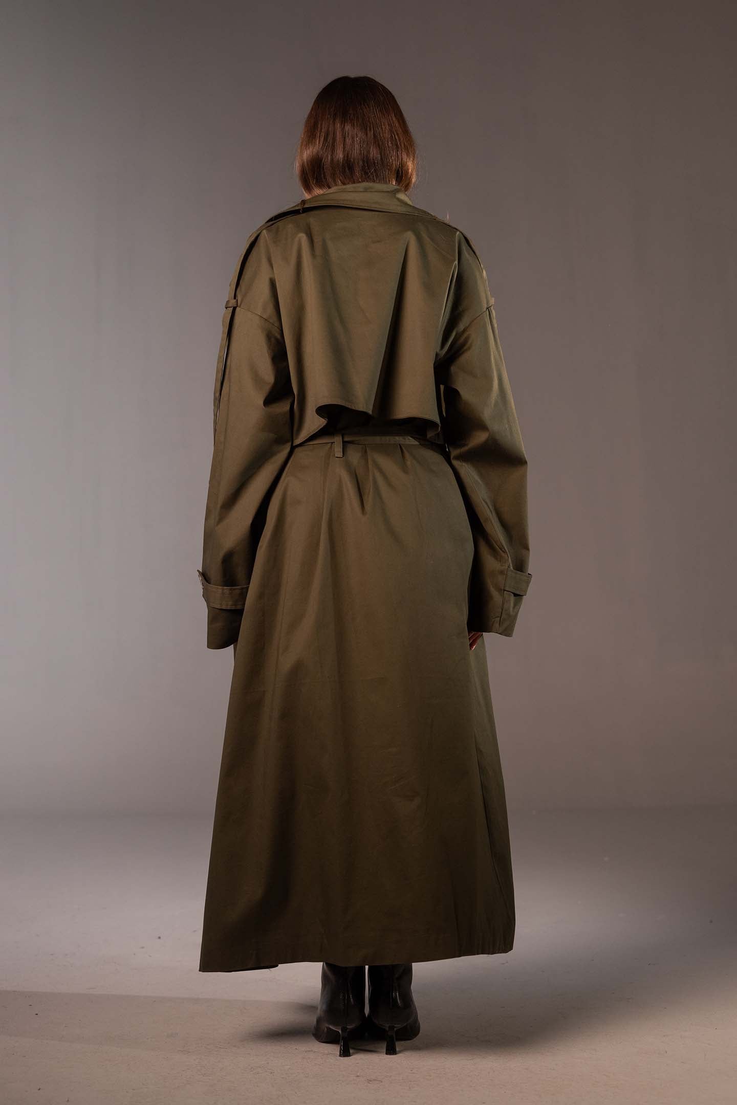 معطف ترنش زيتي أوفر سايز مزدوج الأزرار