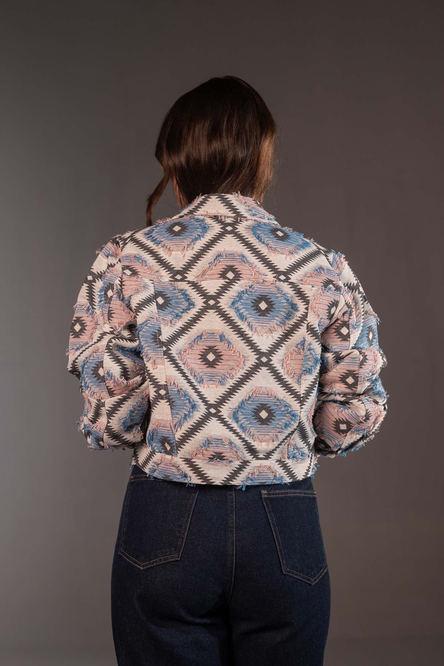 قميص جاكار قصير باللون الأزرق