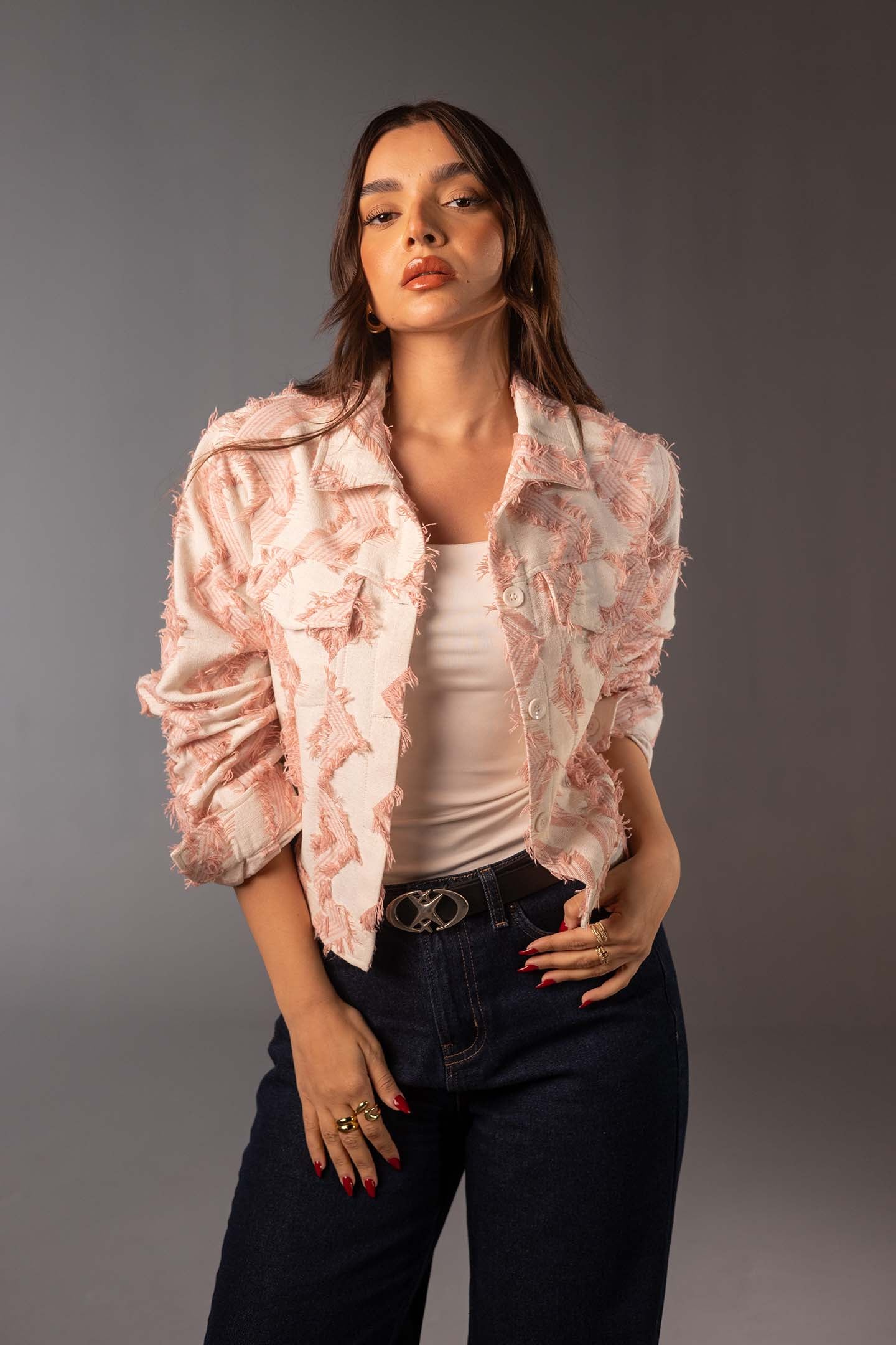 قميص جاكار قصير باللون الأزرق