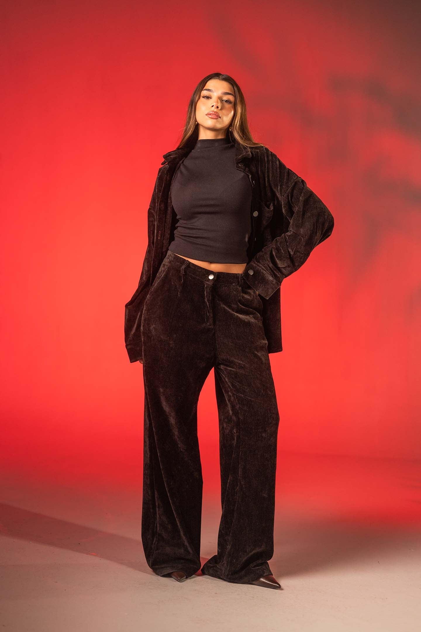 قميص لاونج مخمل أسود أوفر سايز