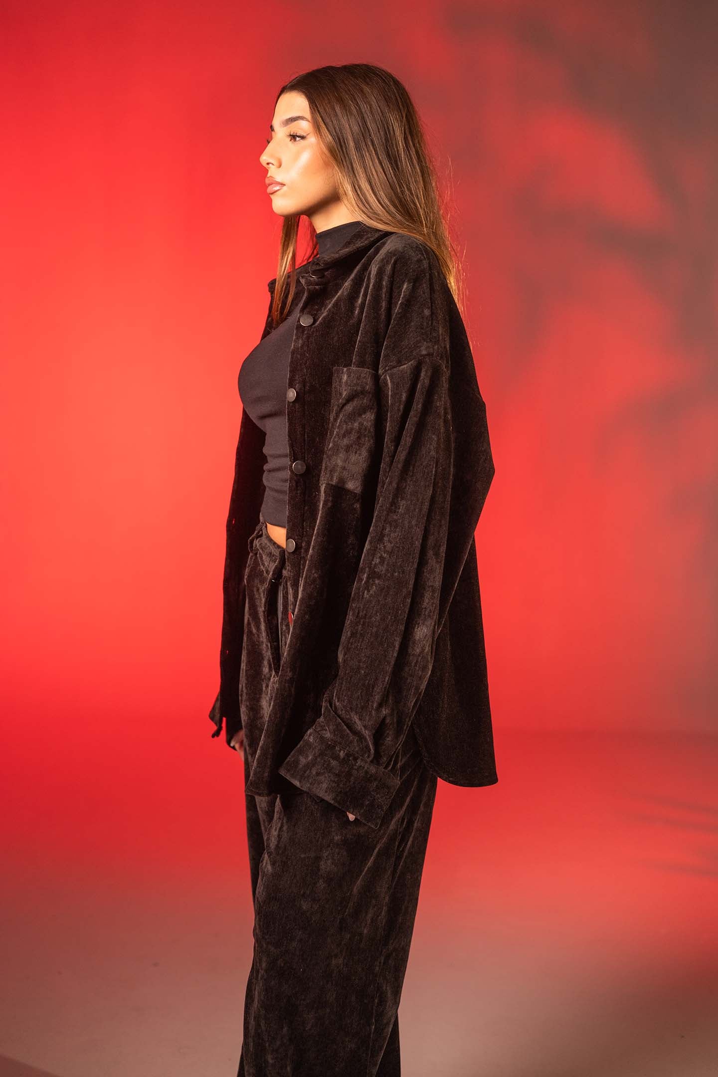 قميص لاونج مخمل أسود أوفر سايز