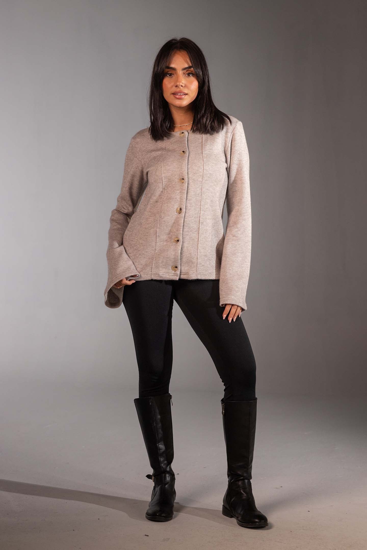 معطف ترنش قصير بيج مزدوج الأزرار